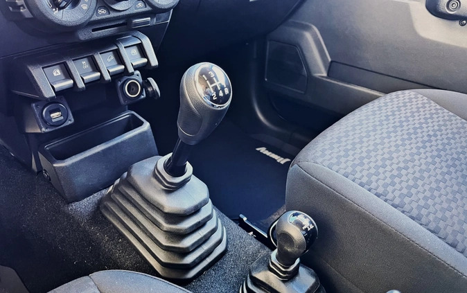 Suzuki Jimny cena 163900 przebieg: 1, rok produkcji 2024 z Warszawa małe 67